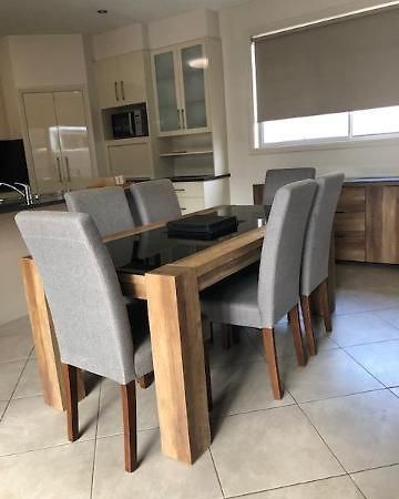 Central Executive 3Br Townhouse 50M To Dean Street 앨버리 외부 사진